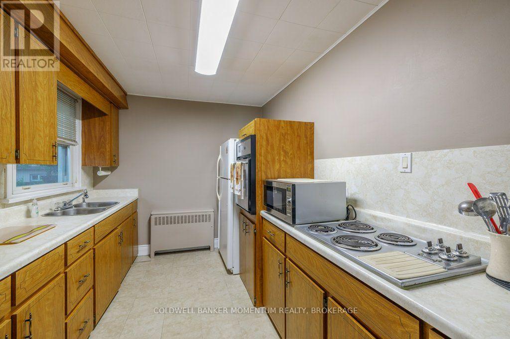 25 Clayburn Avenue, St. Catharines, Ontario  L2P 2T9 - Photo 14 - X13778566