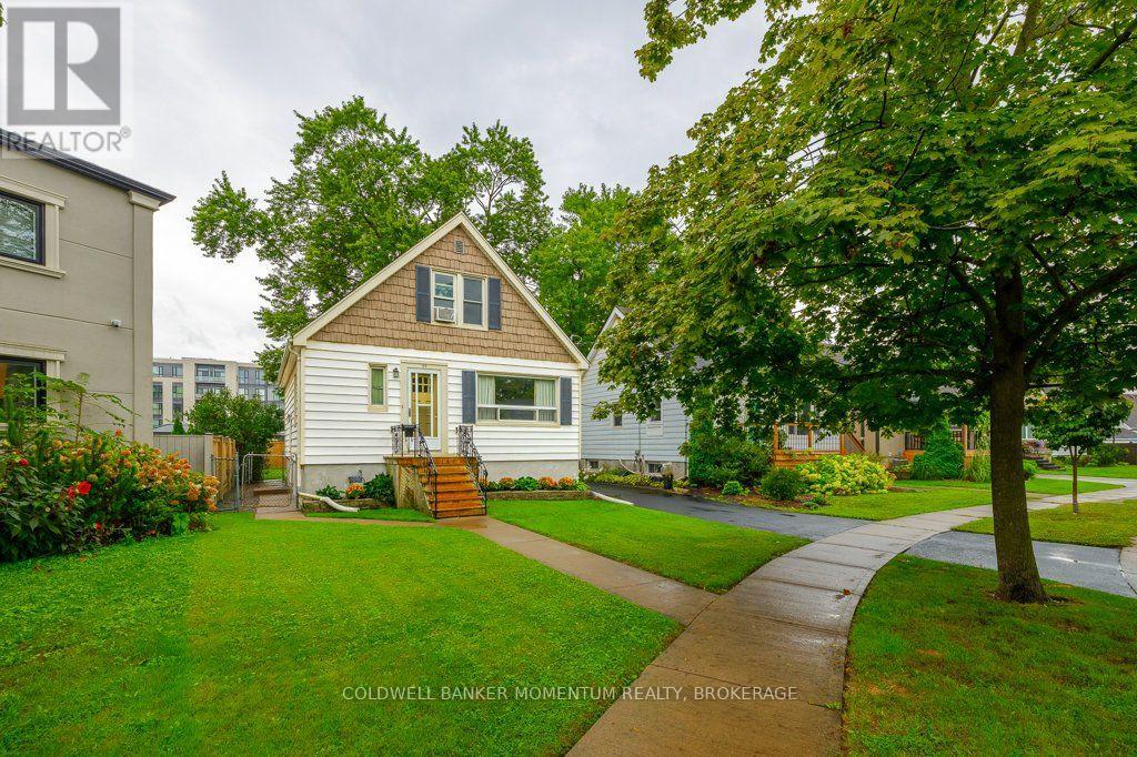25 Clayburn Avenue, St. Catharines, Ontario  L2P 2T9 - Photo 2 - X13778566