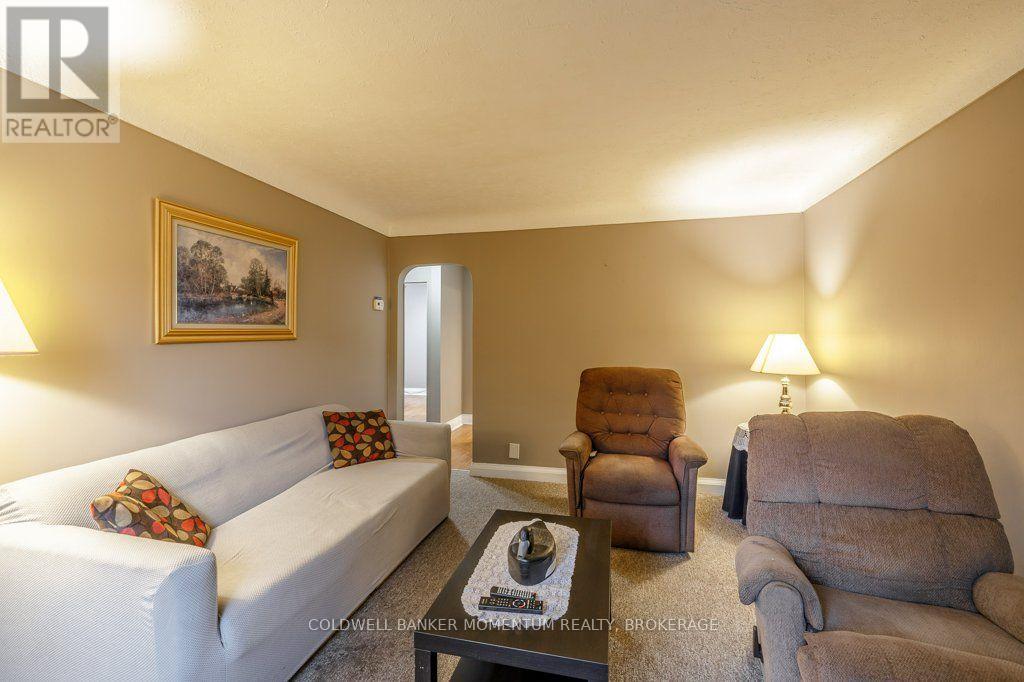 25 Clayburn Avenue, St. Catharines, Ontario  L2P 2T9 - Photo 8 - X13778566
