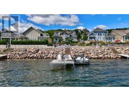 409 BAYPORT BOULEVARD