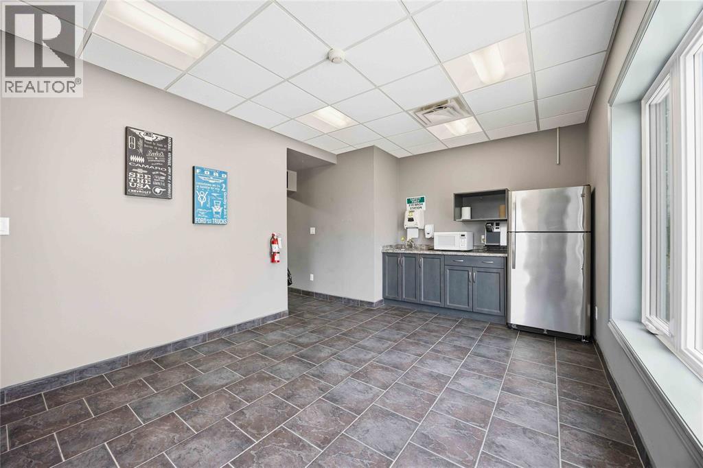 775 ROPER STREET photo 32