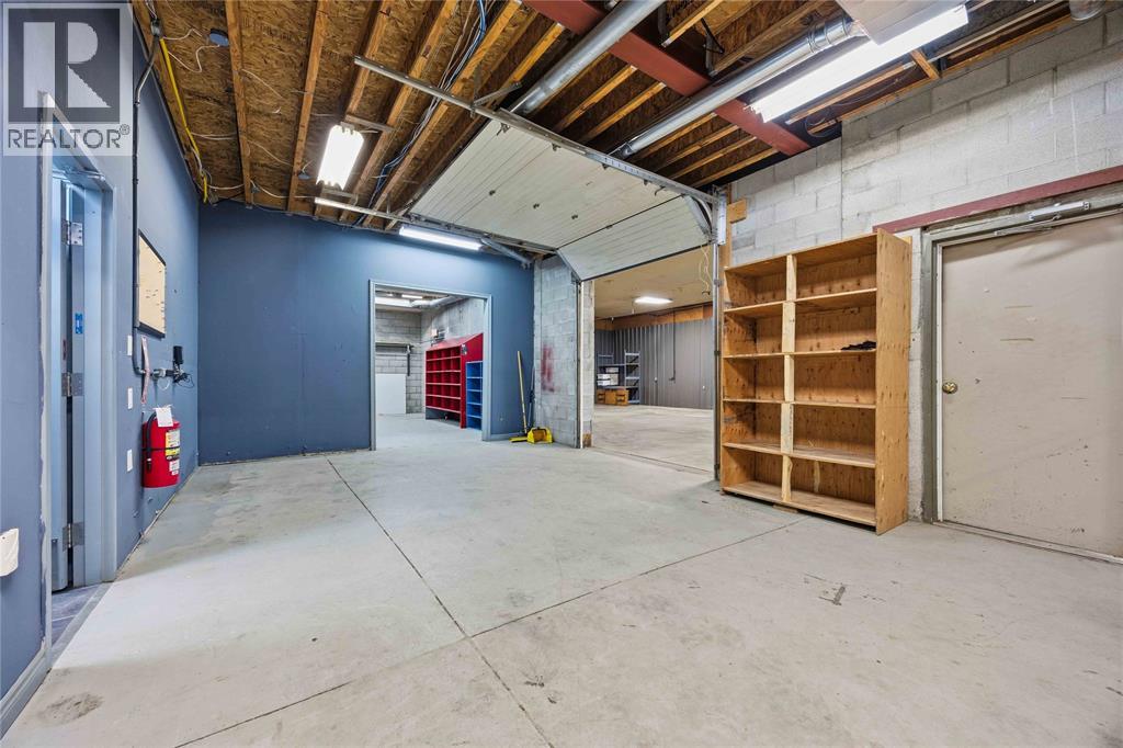775 ROPER STREET photo 34