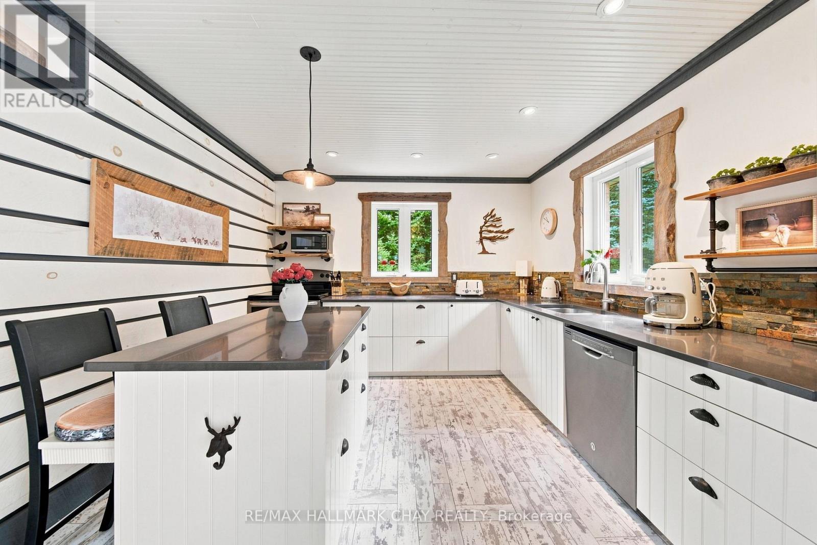 19 Eder Trail, Springwater, Ontario  L0L 1Y0 - Photo 12 - S13778538