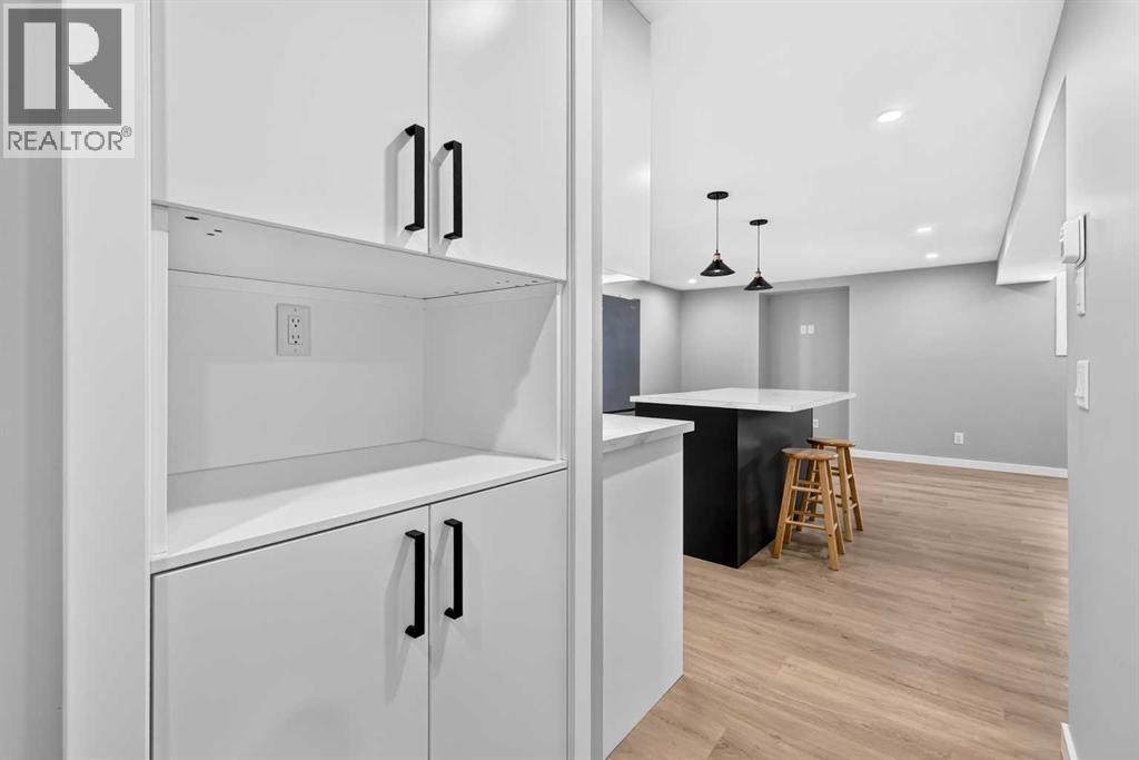 803 Canford Crescent SW, Calgary, Alberta  T2W 1L4 - Photo 34 - A2341179