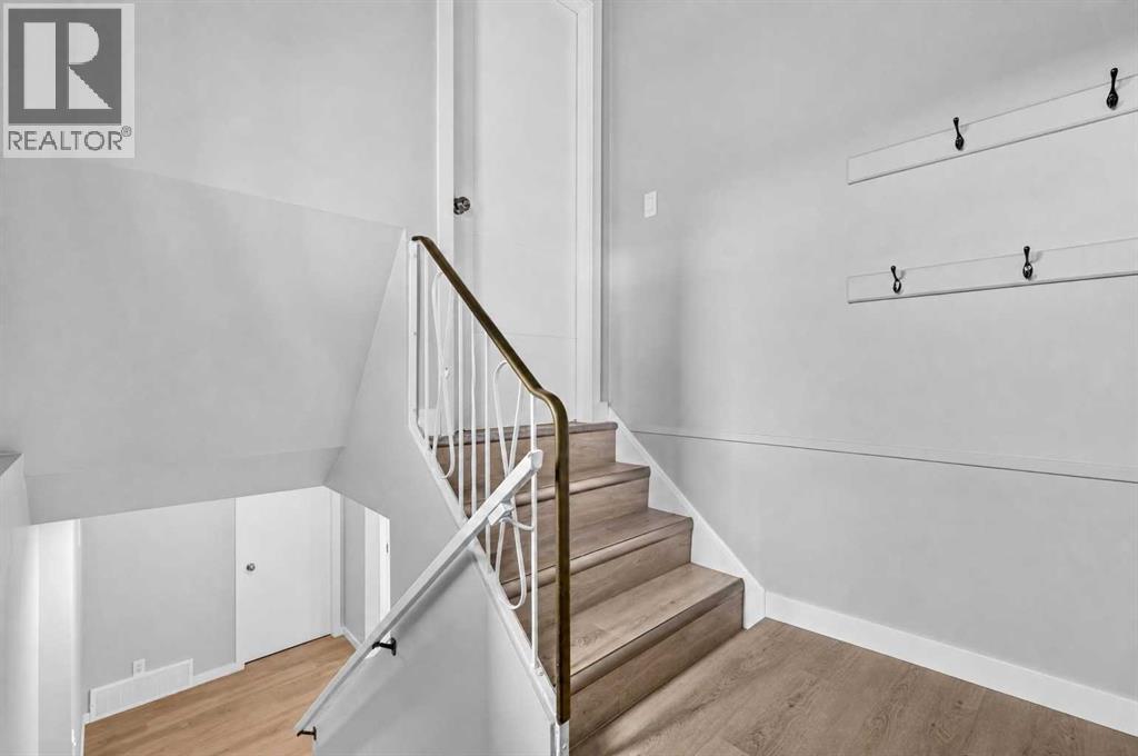 803 Canford Crescent SW, Calgary, Alberta  T2W 1L4 - Photo 27 - A2341179