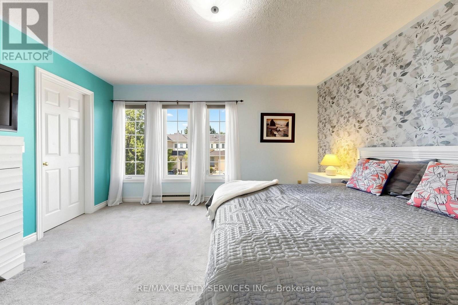 74 Heathcliffe Square, Brampton, Ontario  L6S 5R4 - Photo 23 - W13778554
