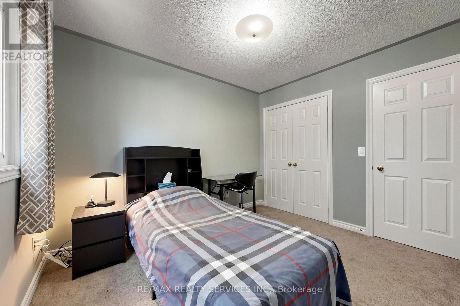74 Heathcliffe Square, Brampton, Ontario  L6S 5R4 - Photo 29 - W13778554