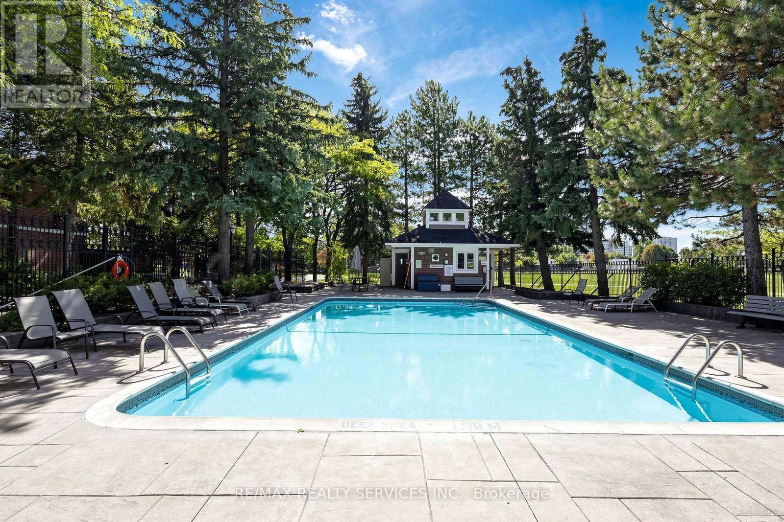 74 Heathcliffe Square, Brampton, Ontario  L6S 5R4 - Photo 42 - W13778554