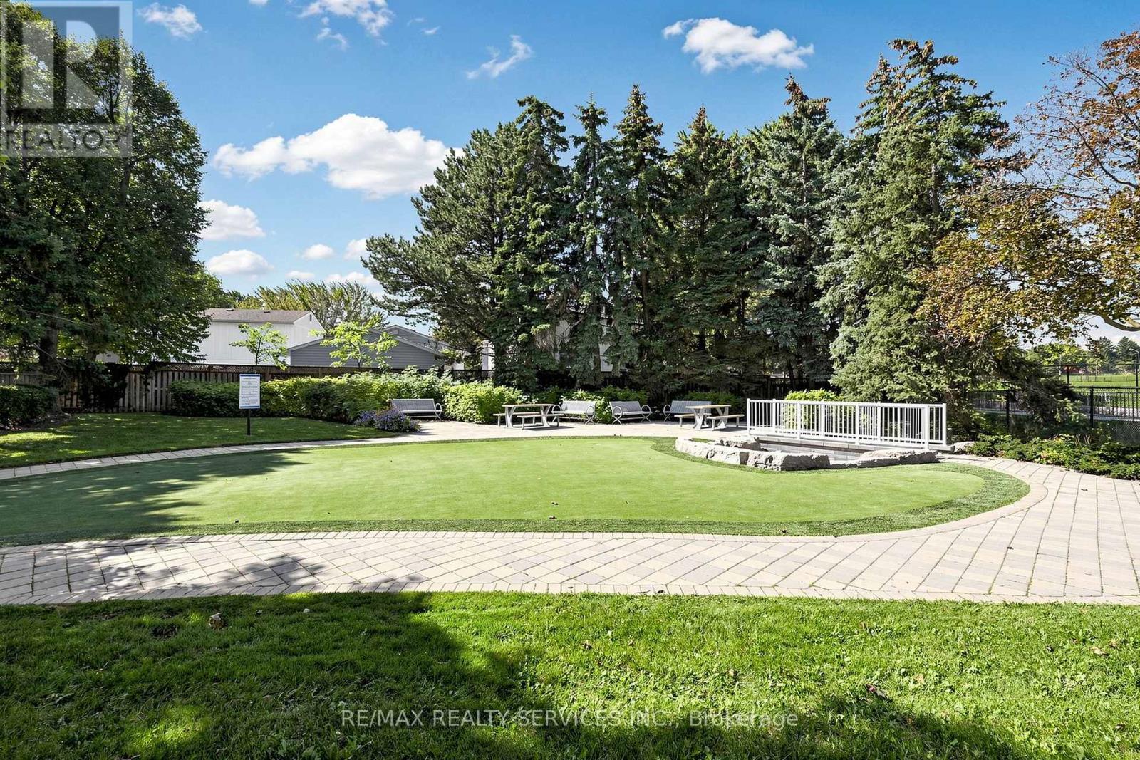 74 Heathcliffe Square, Brampton, Ontario  L6S 5R4 - Photo 44 - W13778554
