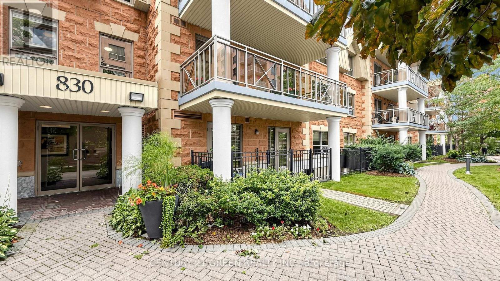 311 - 830 Scollard Court, Mississauga, Ontario  L5V 0A2 - Photo 4 - W13778568