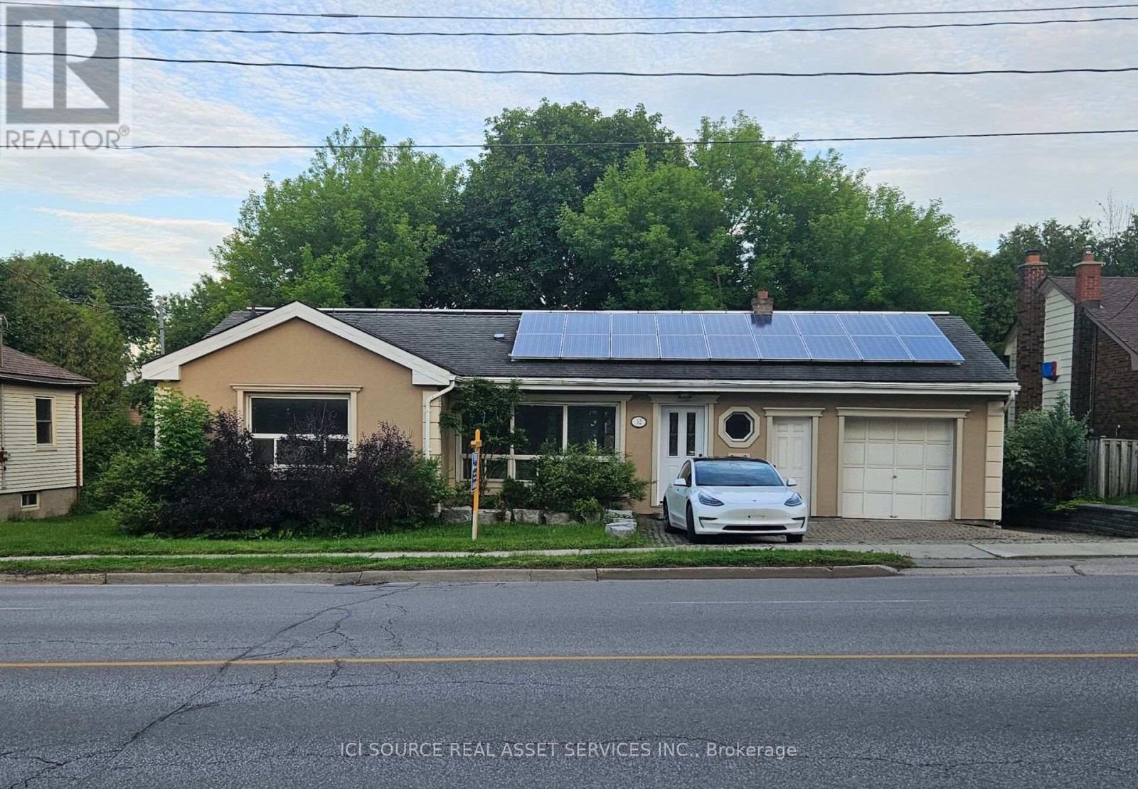 52 Speedvale Avenue W, Guelph, Ontario  N1H 1J9 - Photo 1 - X13778524