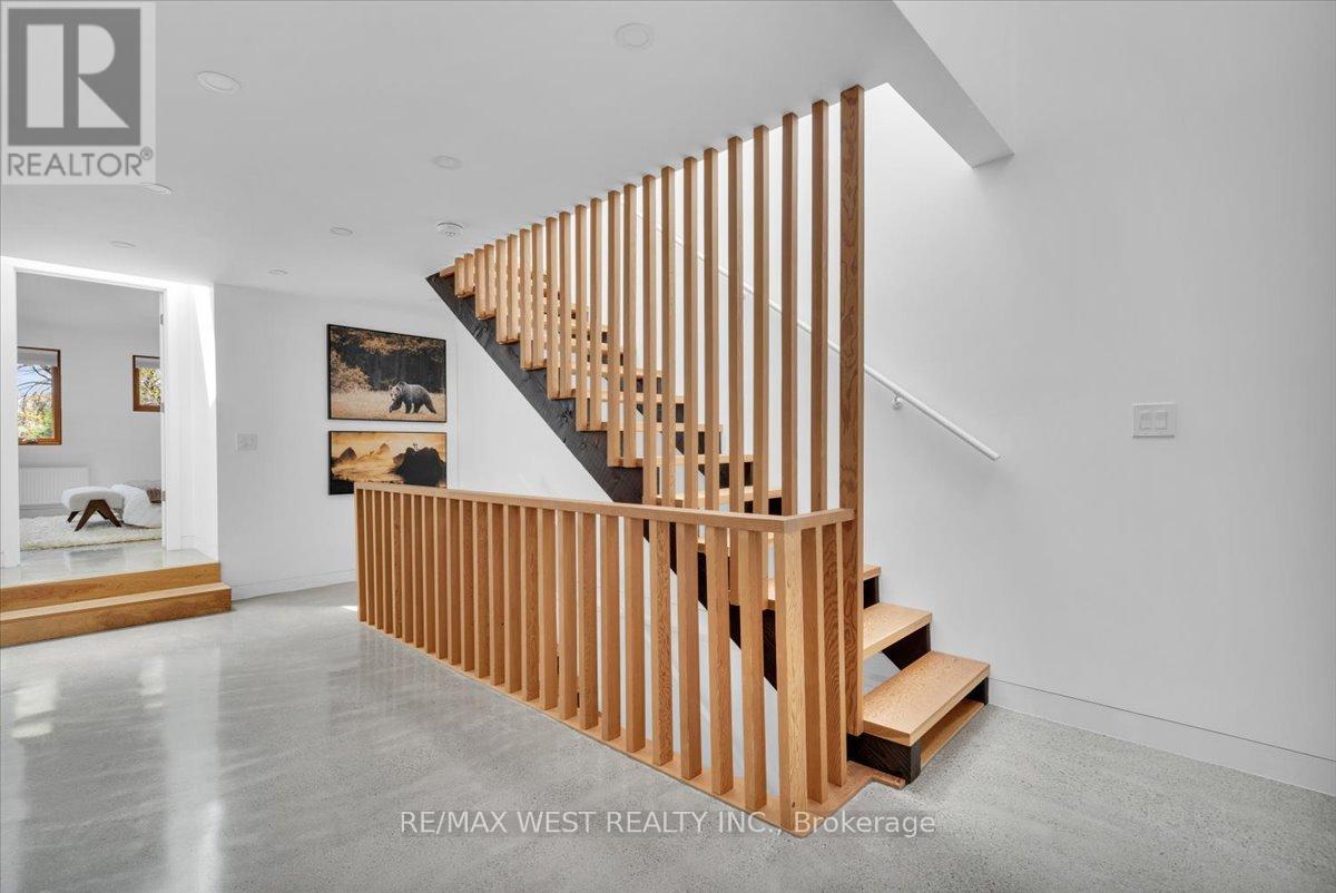38 Smithfield Drive, Toronto, Ontario  M8Y 3M2 - Photo 17 - W13467388