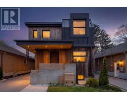 38 SMITHFIELD DRIVE, Toronto, Ontario