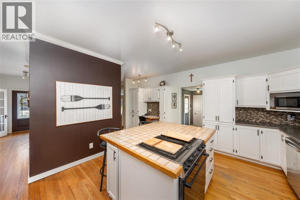 4696 Crescent Drive, Port Lambton, Ontario  N0P 2B0 - Photo 22 - 26021704