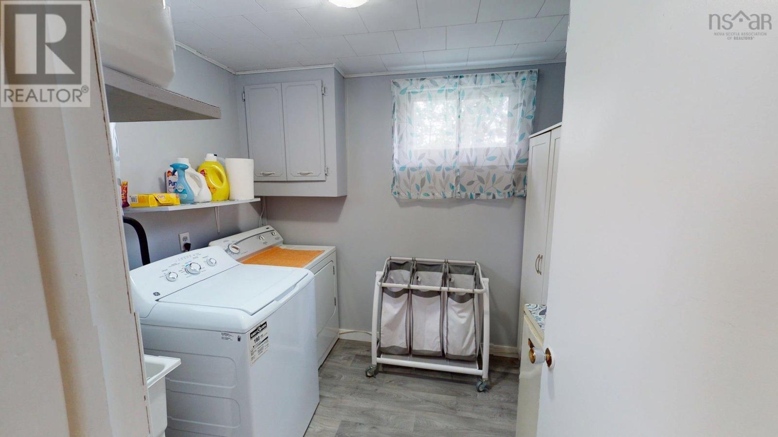 89 Nelson Drive, Lower Sackville, Nova Scotia  B4C 2A1 - Photo 19 - 202623164