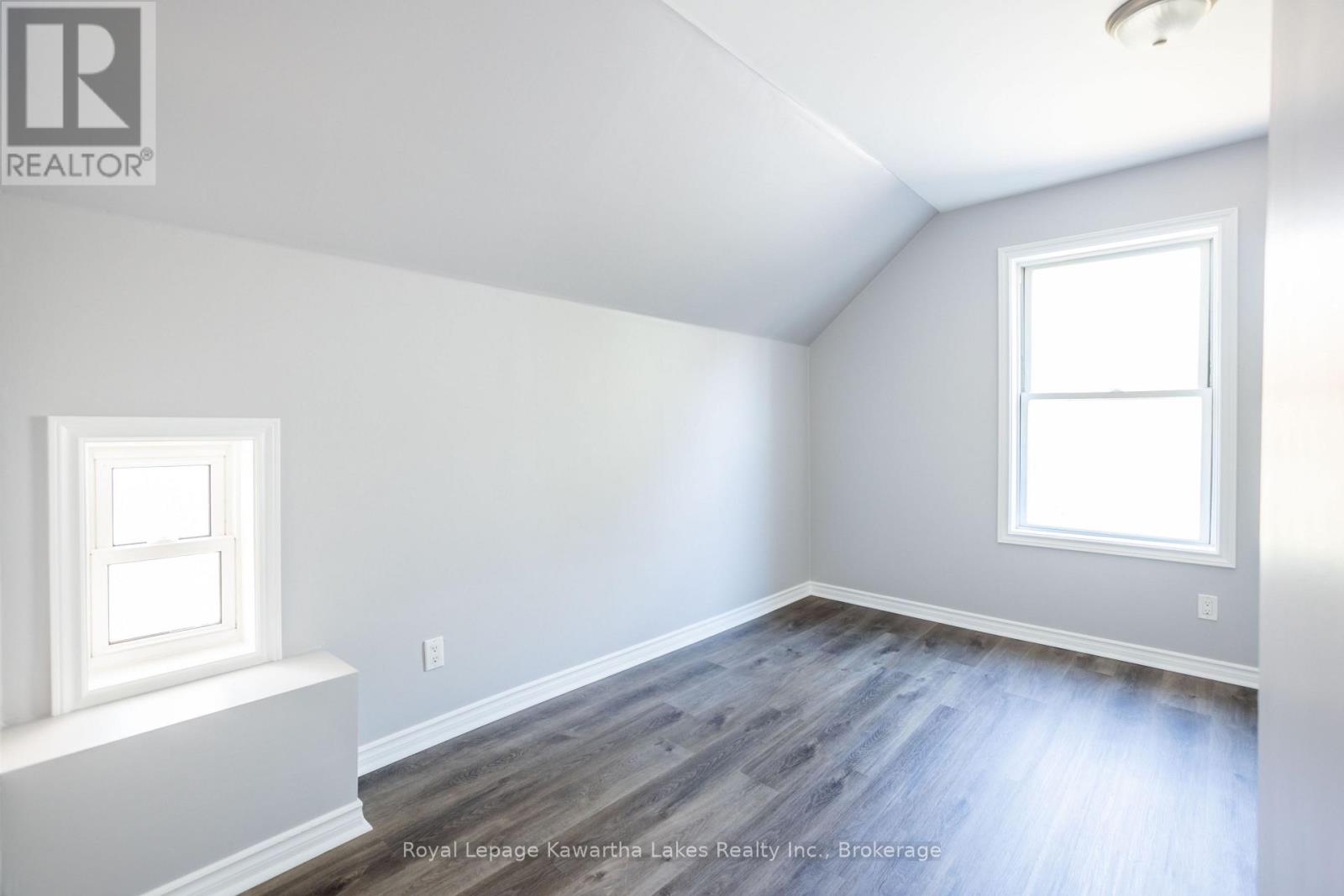 71 Victoria Avenue N, Kawartha Lakes, Ontario  K9V 4G8 - Photo 13 - X13778608