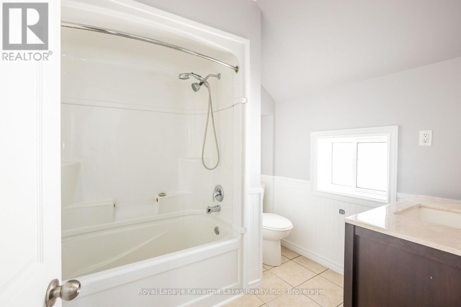 71 Victoria Avenue N, Kawartha Lakes, Ontario  K9V 4G8 - Photo 15 - X13778608