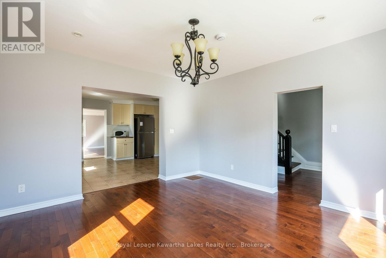 71 Victoria Avenue N, Kawartha Lakes, Ontario  K9V 4G8 - Photo 4 - X13778608