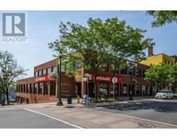 7 KING STREET W, Brockville, Ontario