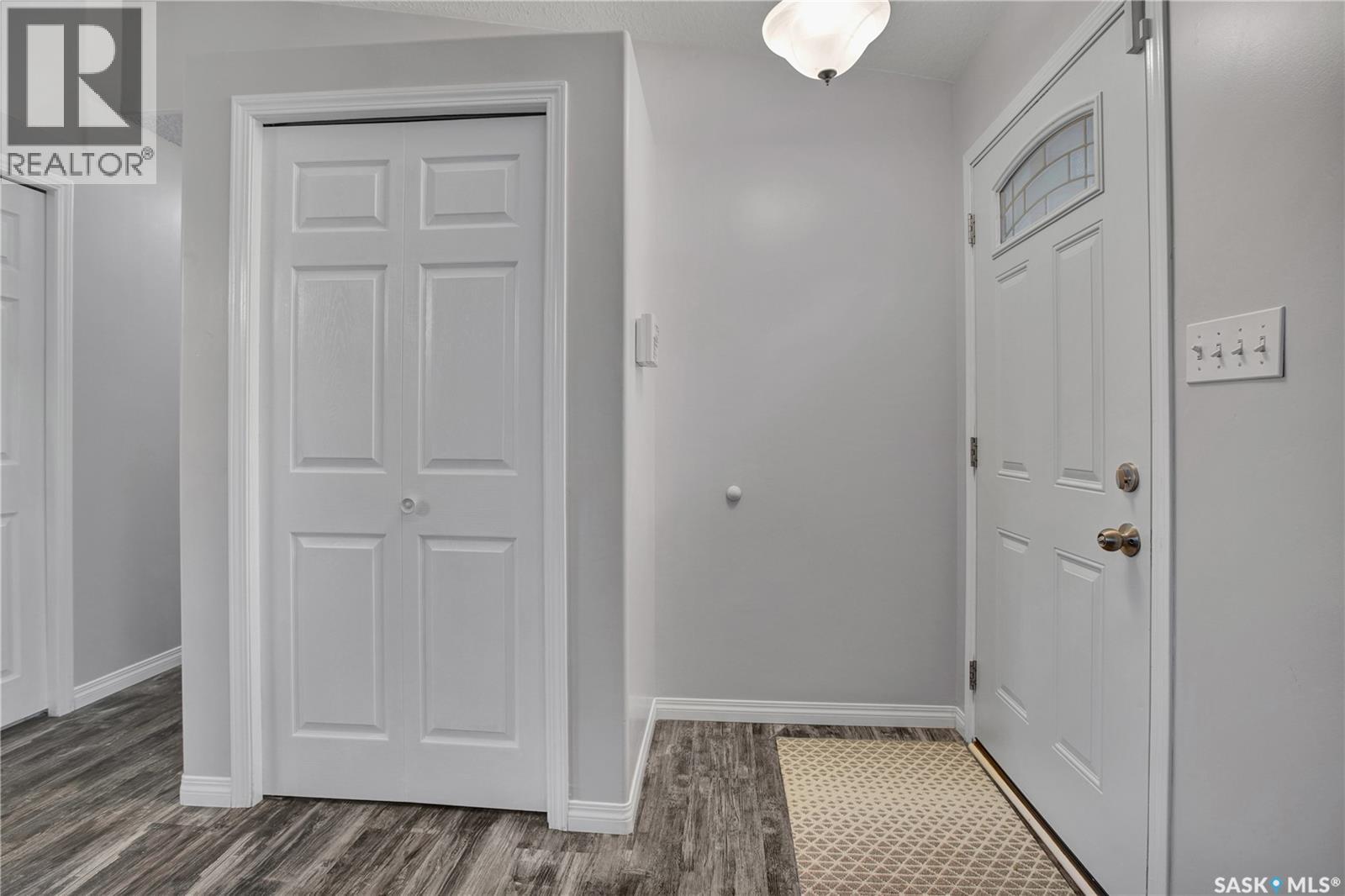 42a 5th Avenue N, Martensville, Saskatchewan  S0K 2T2 - Photo 3 - SK048245
