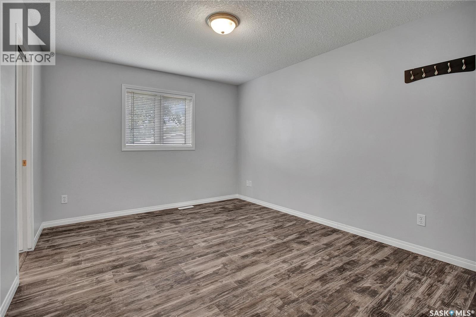42a 5th Avenue N, Martensville, Saskatchewan  S0K 2T2 - Photo 8 - SK048245