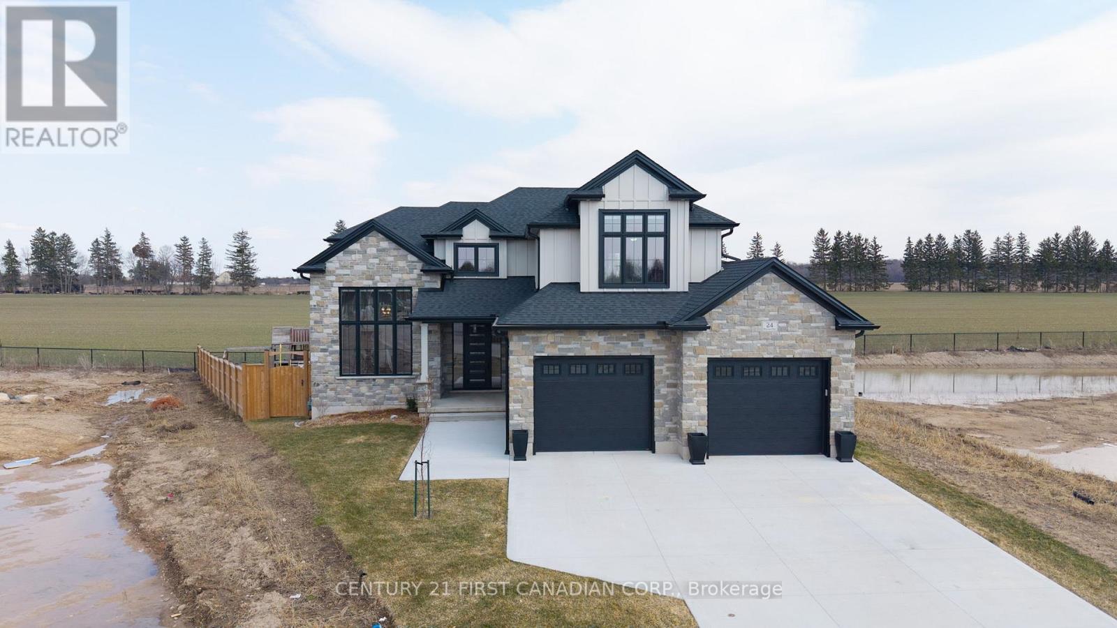 $999,90024 Postma Crescent, North Middlesex, Ontario