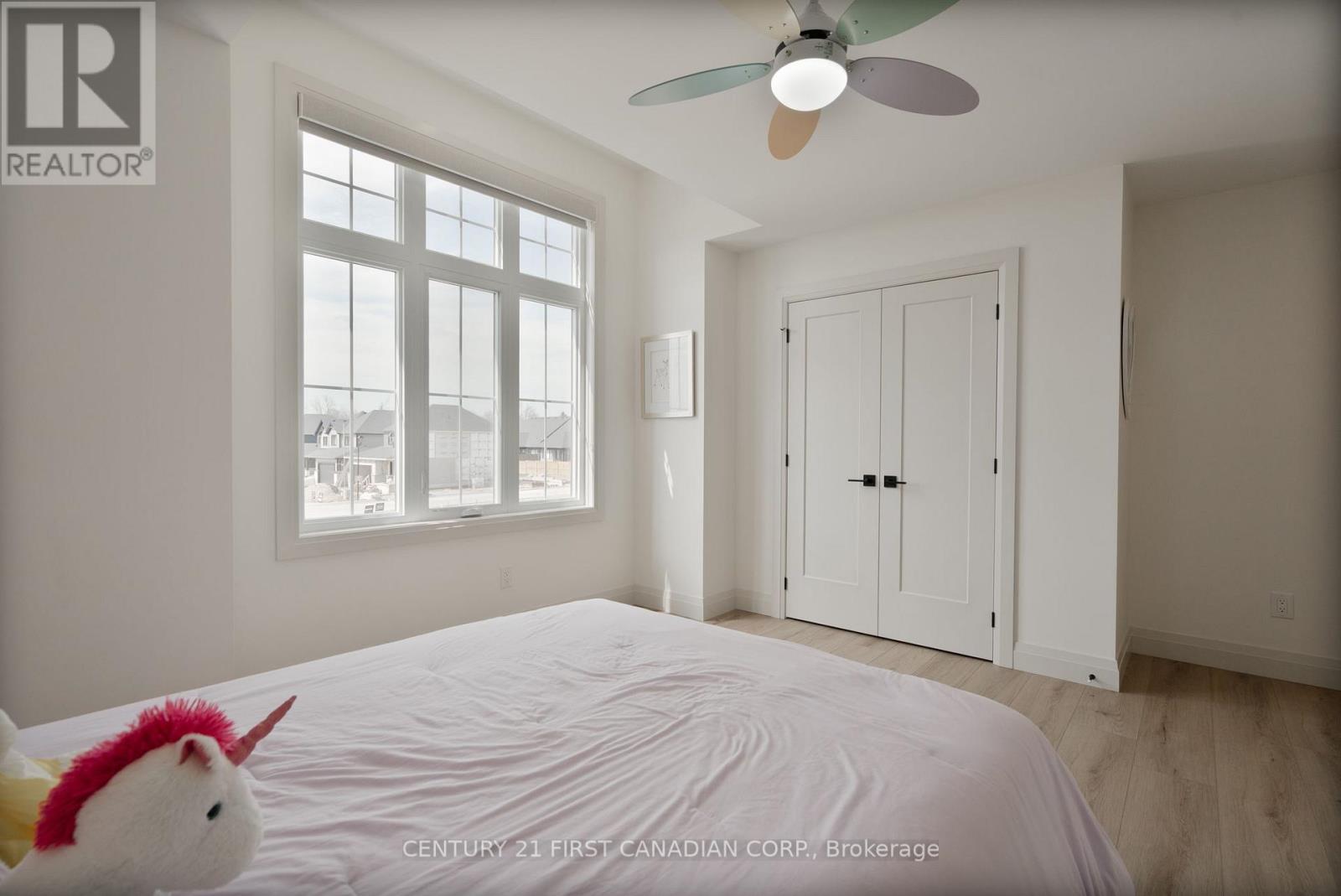24 Postma Crescent, North Middlesex, Ontario  N0M 1A0 - Photo 25 - X13778606