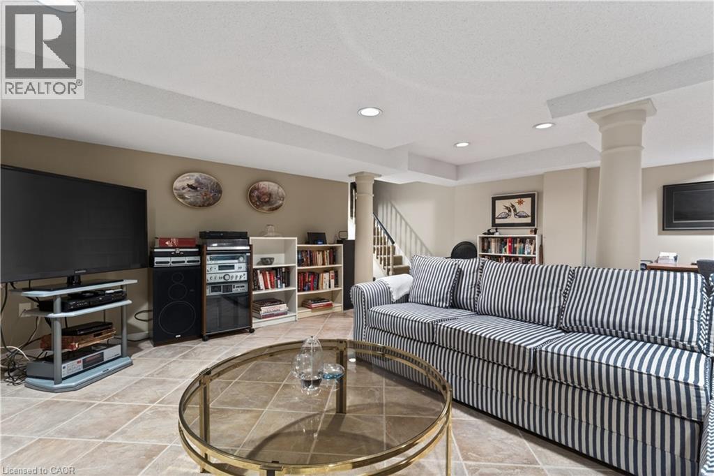 77 Sunvale Place, Stoney Creek, Ontario  L8E 4Z6 - Photo 34 - 40827358