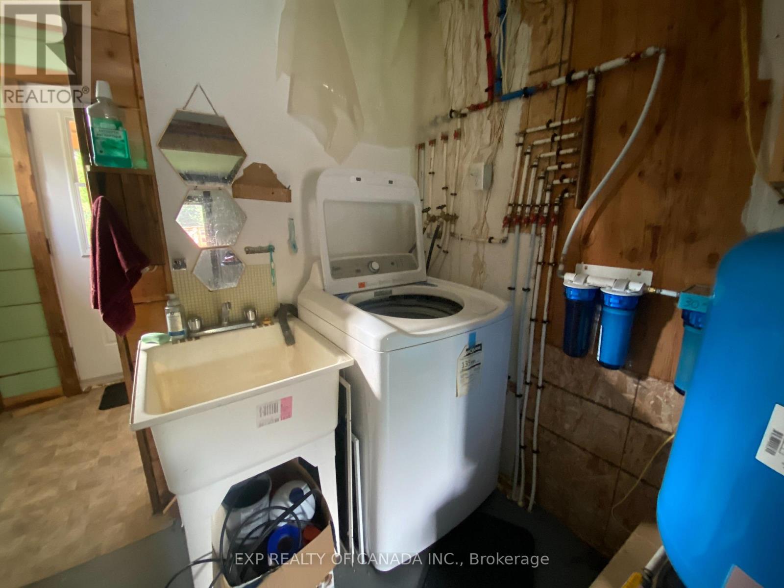 2726 ON-579 photo 20