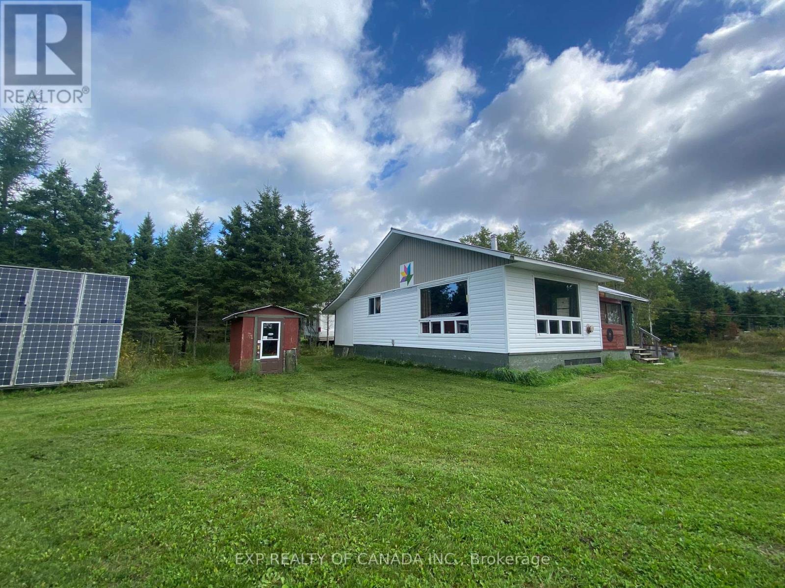 2726 ON-579 photo 28