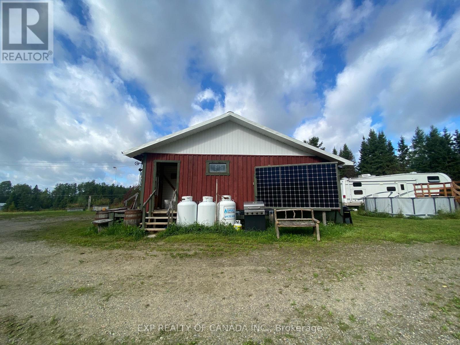 2726 ON-579 photo 40