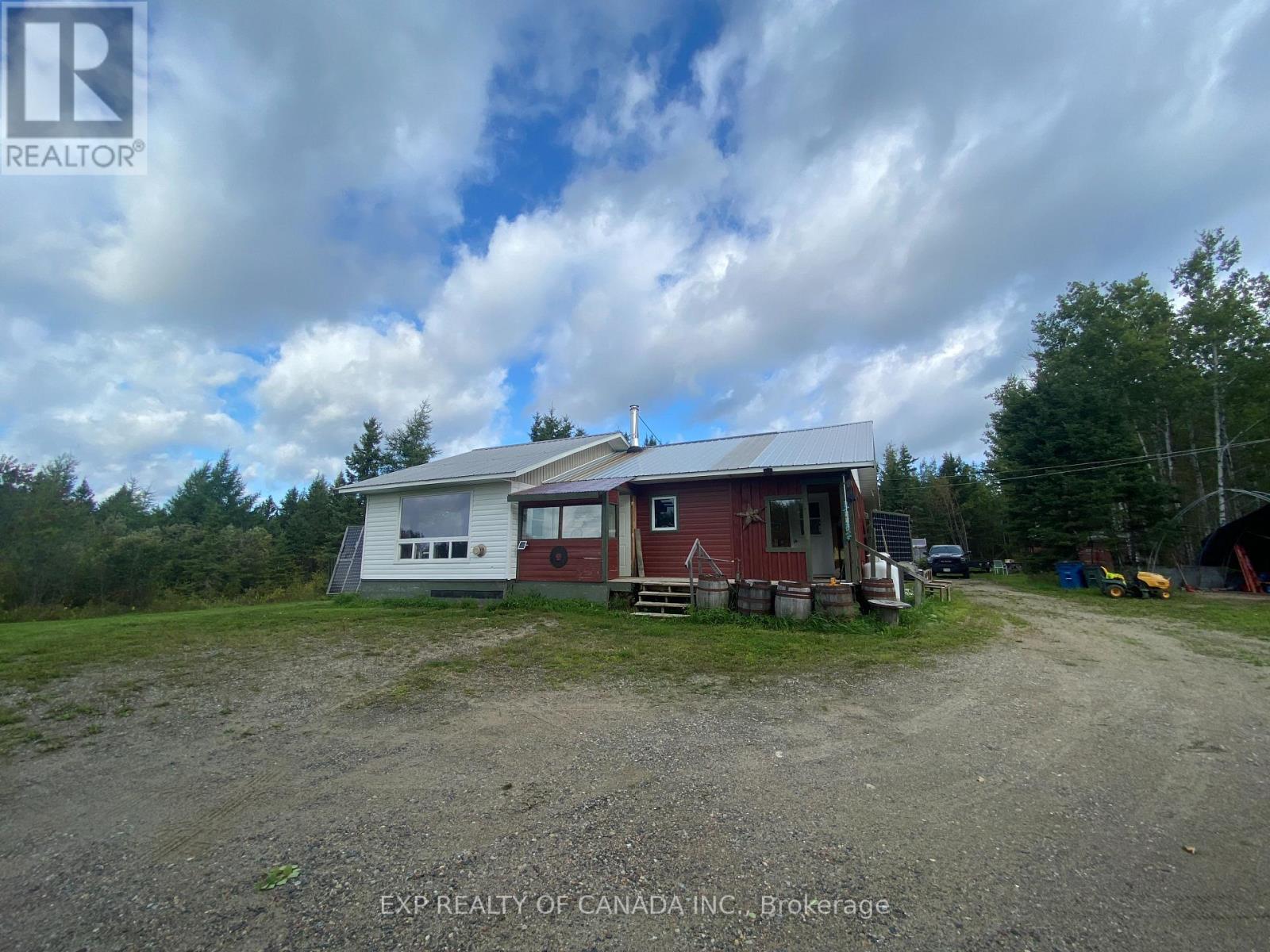 2726 ON-579 photo 41
