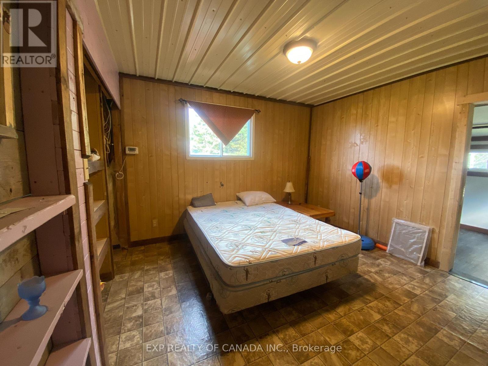 2726 ON-579 photo 9