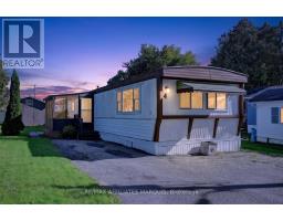 4 BRIDLE PATH, Rideau Lakes, Ontario