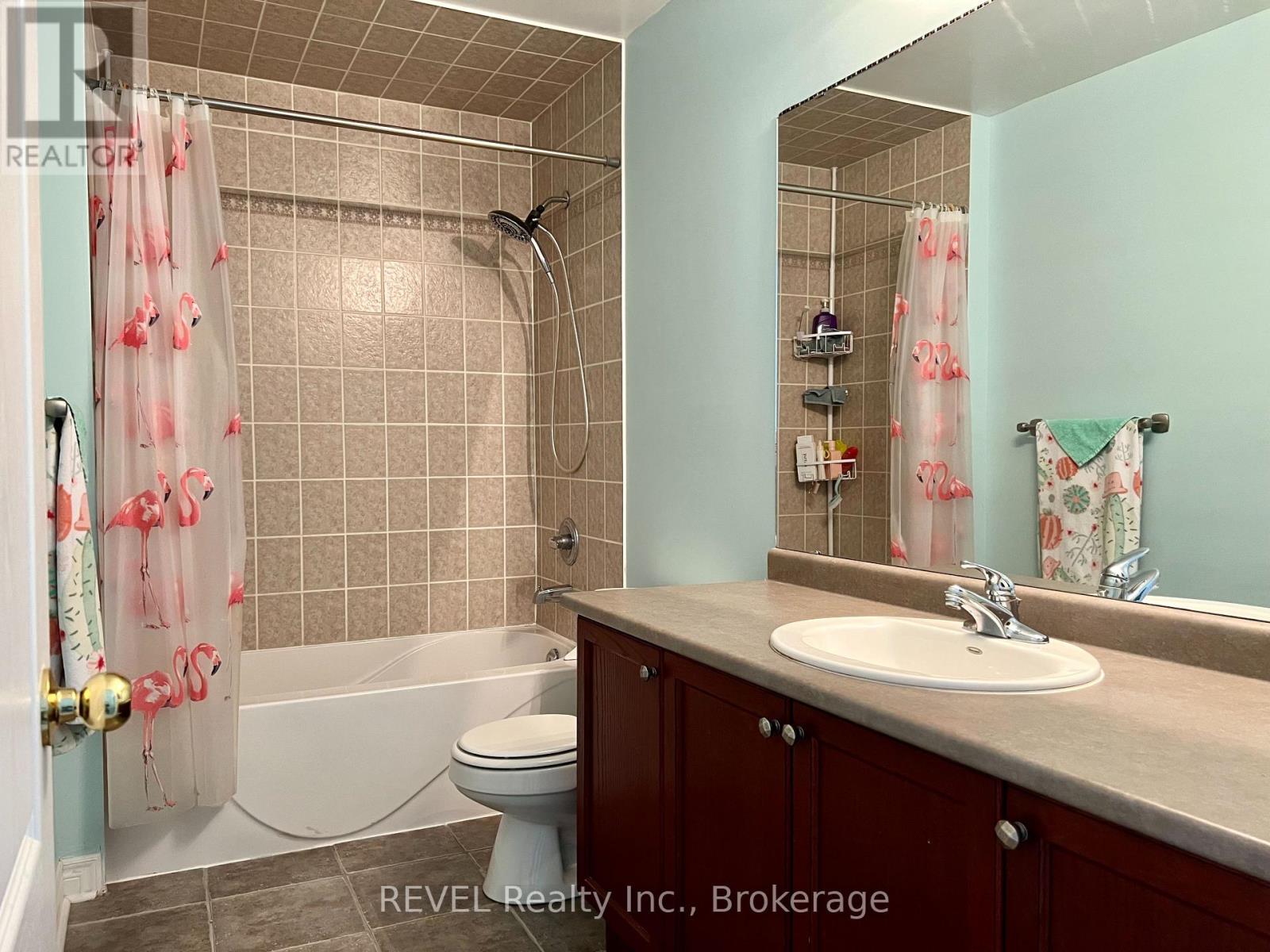 18 Mackenzie King Avenue, St. Catharines, Ontario  L2P 0A1 - Photo 16 - X13778644