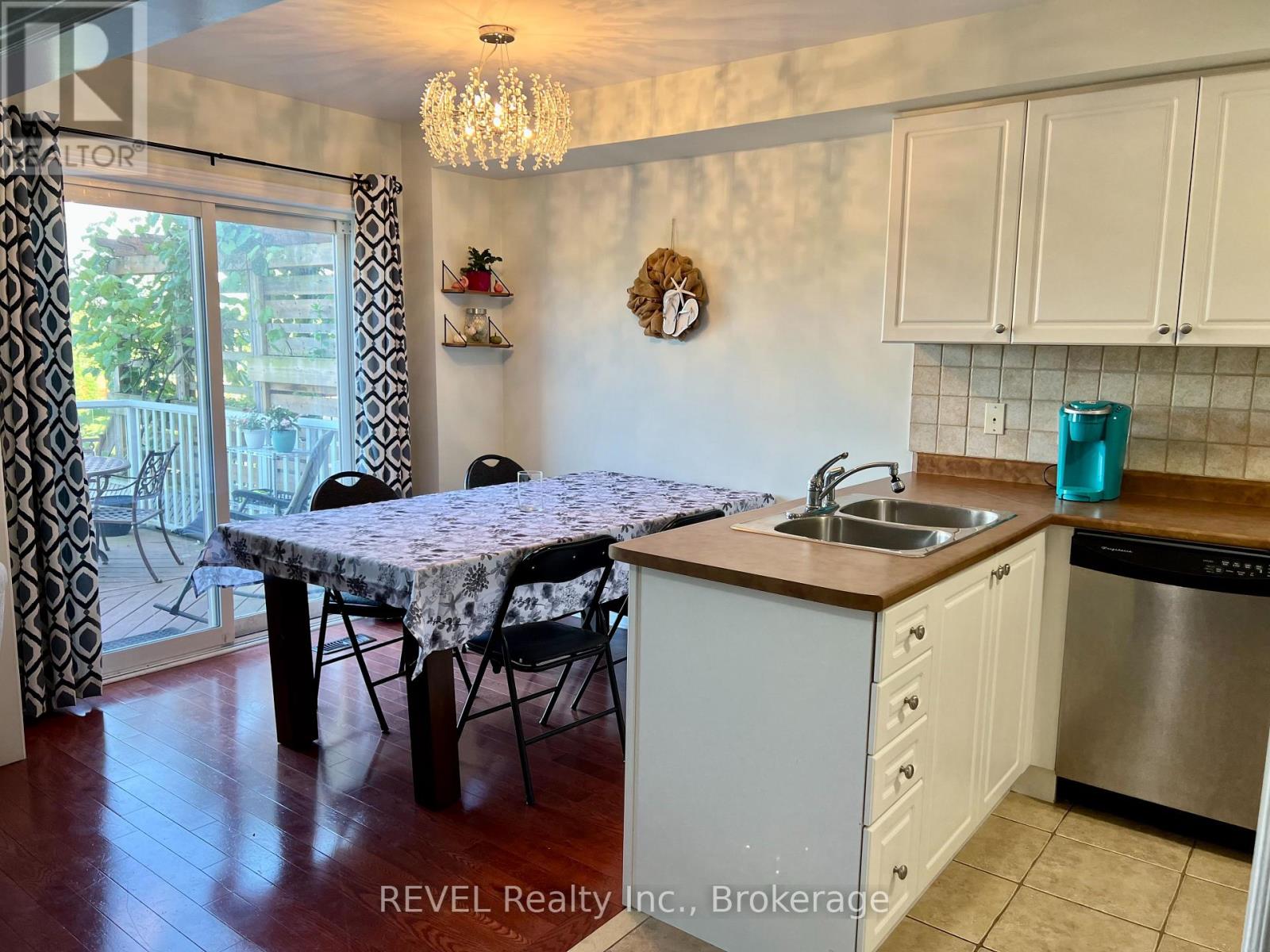 18 Mackenzie King Avenue, St. Catharines, Ontario  L2P 0A1 - Photo 6 - X13778644