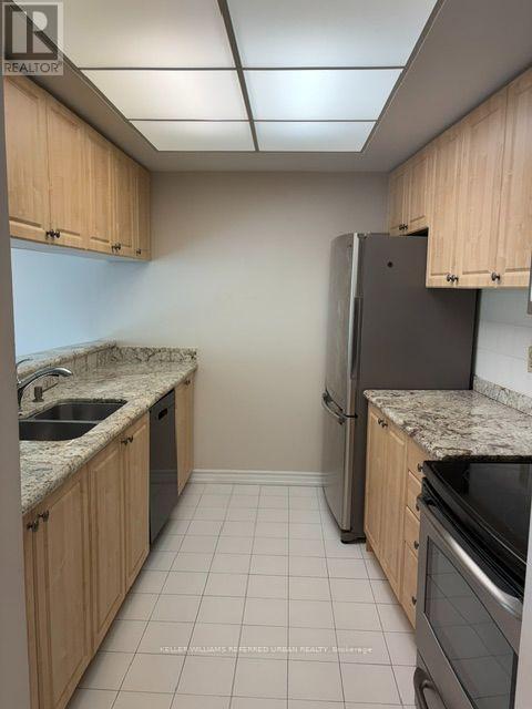 409 - 77 Harbour Square, Toronto, Ontario  M3B 3N2 - Photo 3 - C13778604