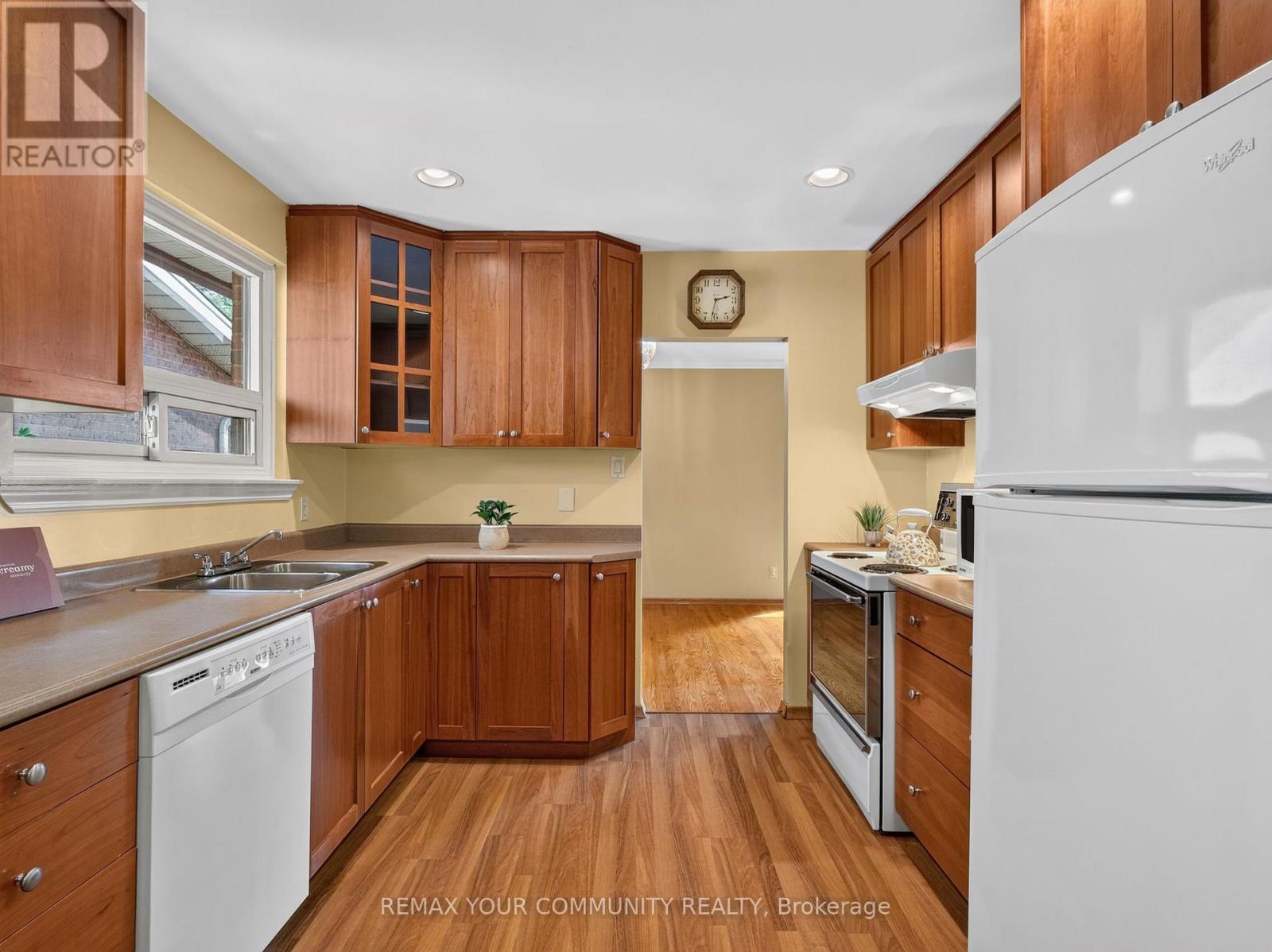 64 Kentish Crescent, Toronto, Ontario  M1S 2Z4 - Photo 17 - E13778632