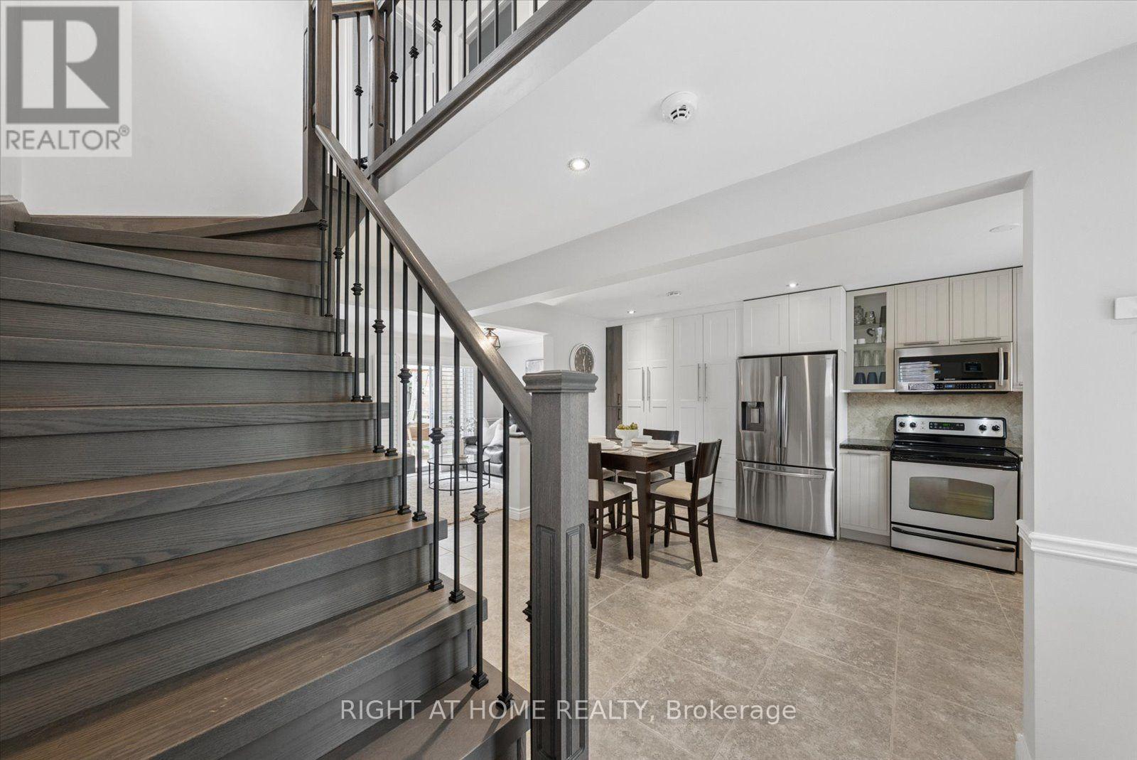 72 Natanya Boulevard, Georgina, Ontario  L4P 3P7 - Photo 12 - N13778602