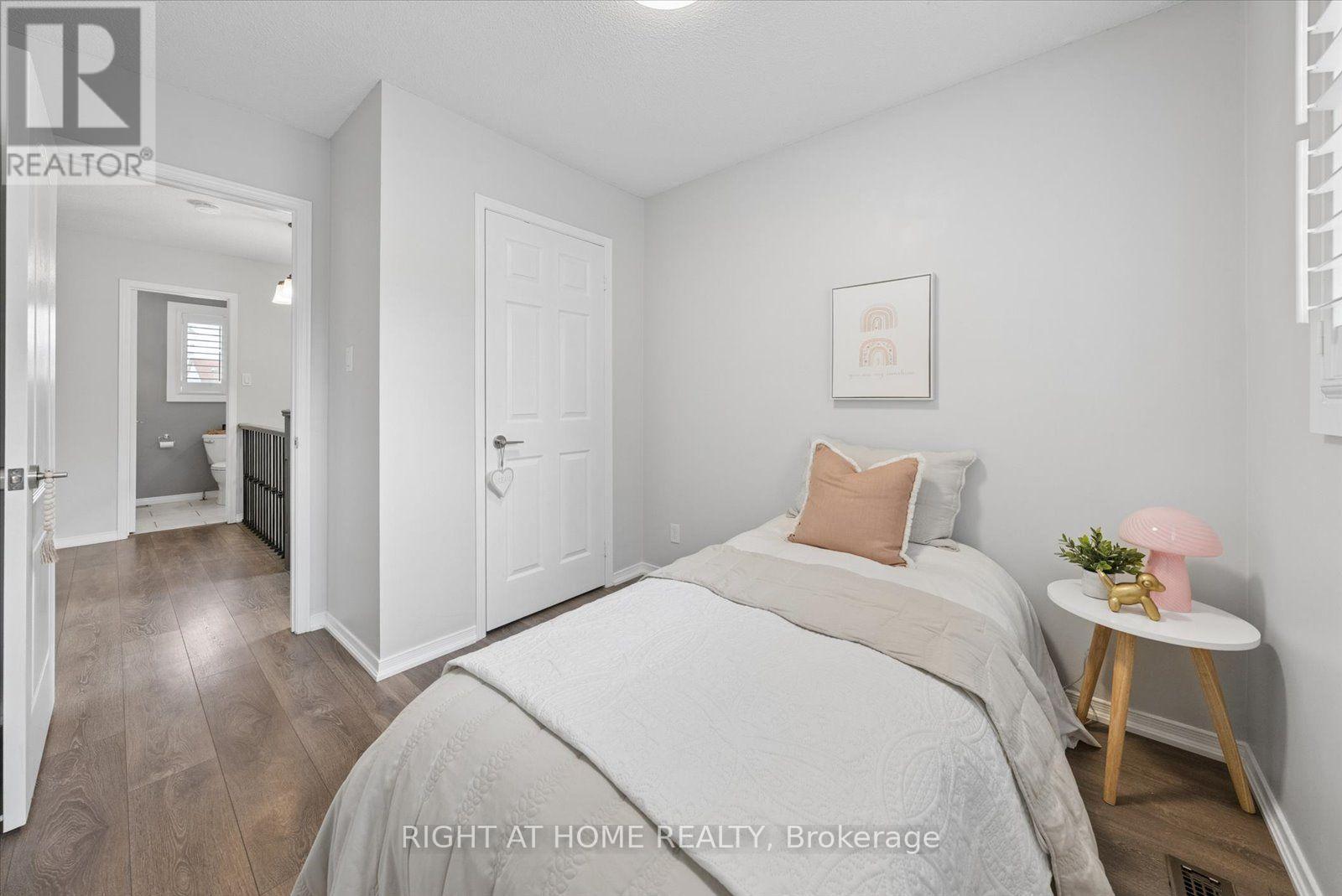 72 Natanya Boulevard, Georgina, Ontario  L4P 3P7 - Photo 21 - N13778602