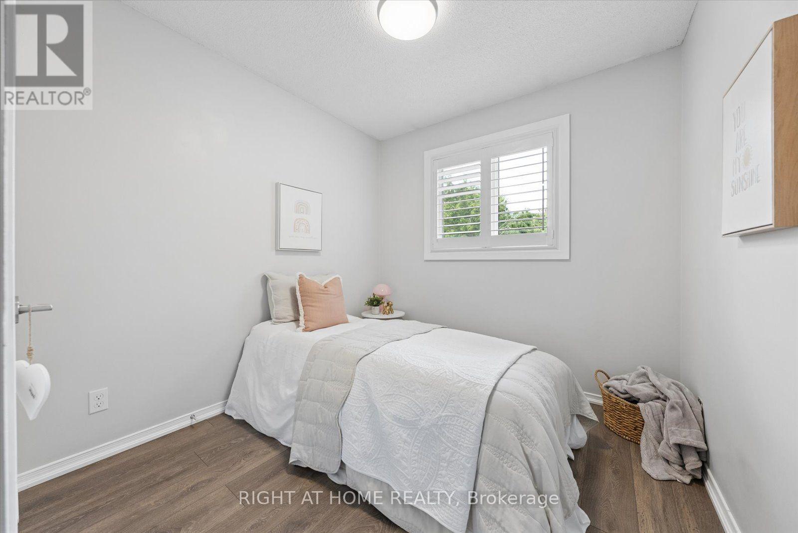 72 Natanya Boulevard, Georgina, Ontario  L4P 3P7 - Photo 22 - N13778602