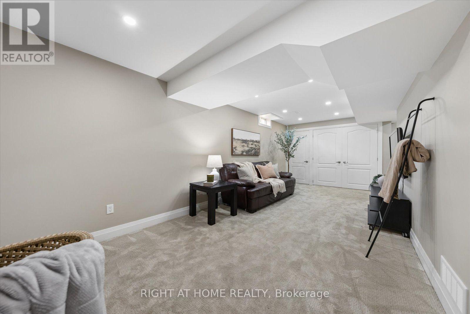 72 Natanya Boulevard, Georgina, Ontario  L4P 3P7 - Photo 29 - N13778602