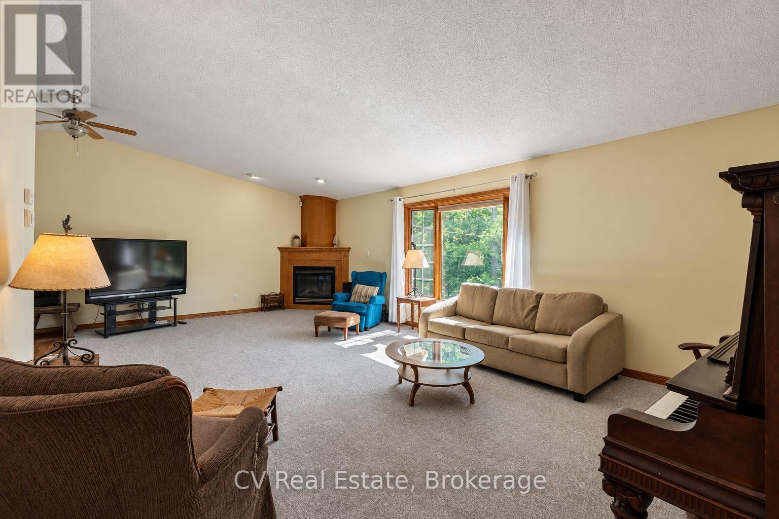 1045 Narrows Road, Gravenhurst, Ontario  P1P 1R2 - Photo 16 - X13778612