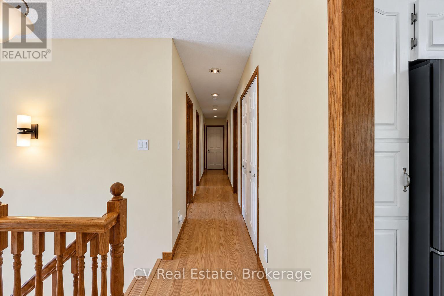 1045 Narrows Road, Gravenhurst, Ontario  P1P 1R2 - Photo 19 - X13778612