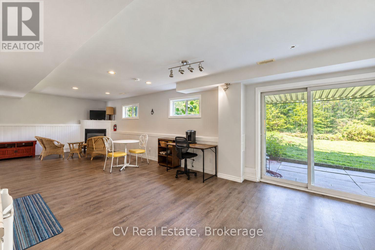 1045 Narrows Road, Gravenhurst, Ontario  P1P 1R2 - Photo 25 - X13778612