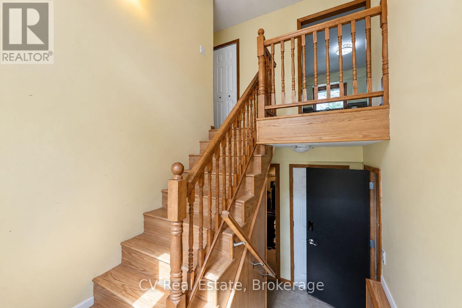 1045 Narrows Road, Gravenhurst, Ontario  P1P 1R2 - Photo 6 - X13778612