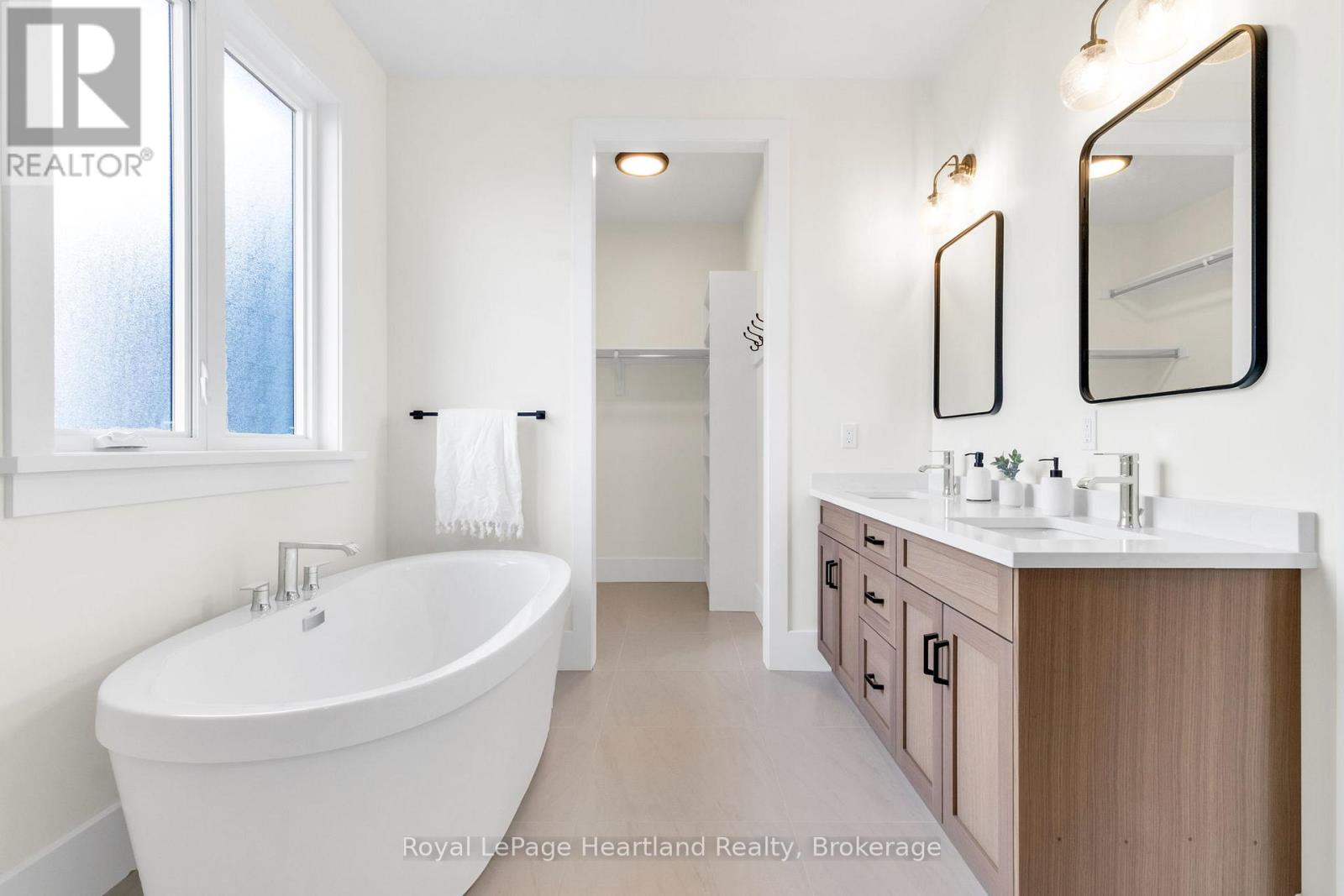 84347 Kent Line, Huron East (Grey), Ontario  N0G 1H0 - Photo 13 - X13778624