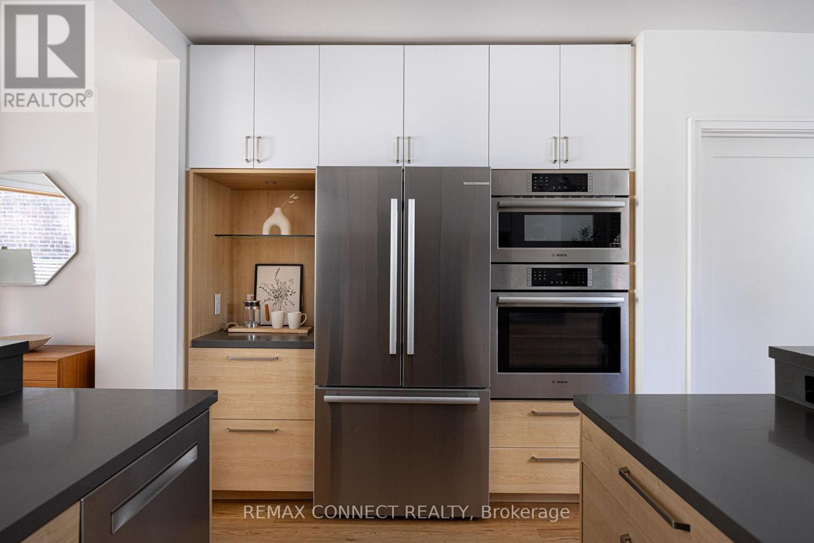 2030 Davenport Road, Toronto, Ontario  M6N 1C6 - Photo 16 - W13778636