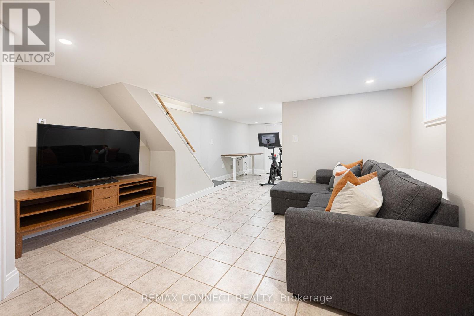 2030 Davenport Road, Toronto, Ontario  M6N 1C6 - Photo 39 - W13778636