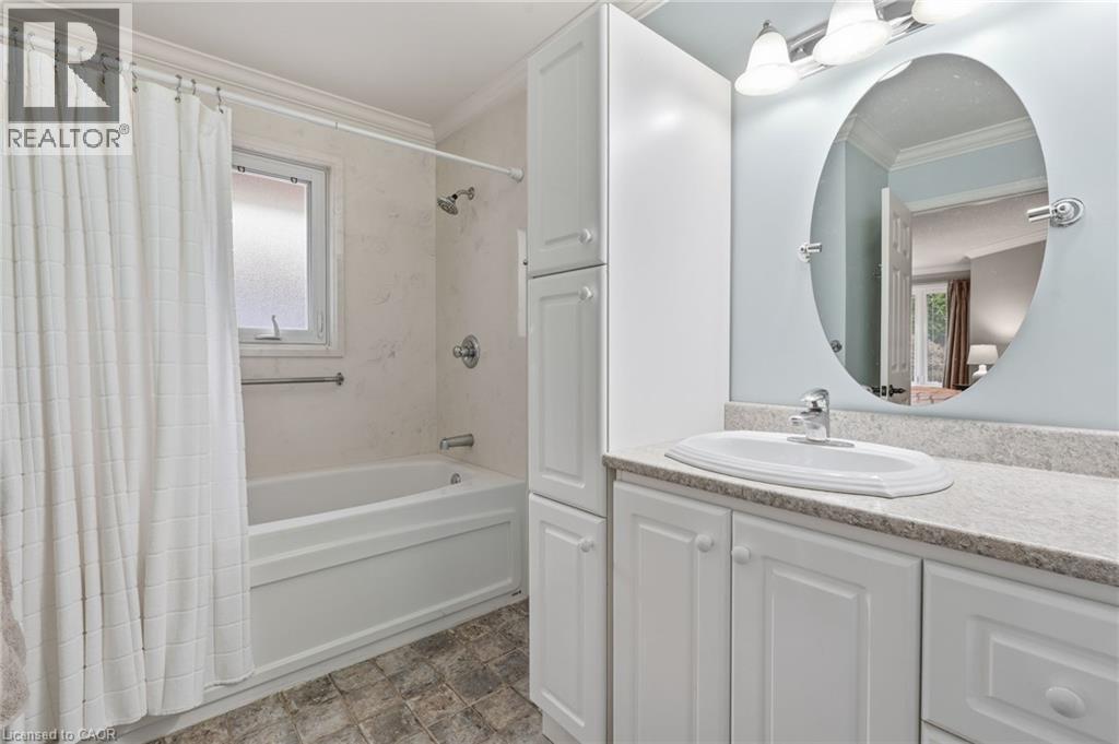 1229 Nathaniel Crescent, Burlington, Ontario  L7S 2A6 - Photo 27 - 40861506